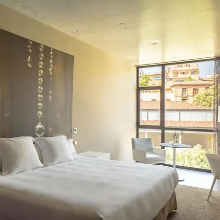 Viura Hotel 4*