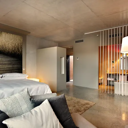 Hotel Viura 4*