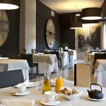 Hotel Viura 4*