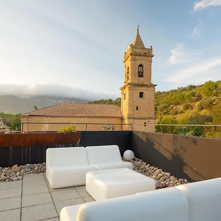 Hotel Viura 4*