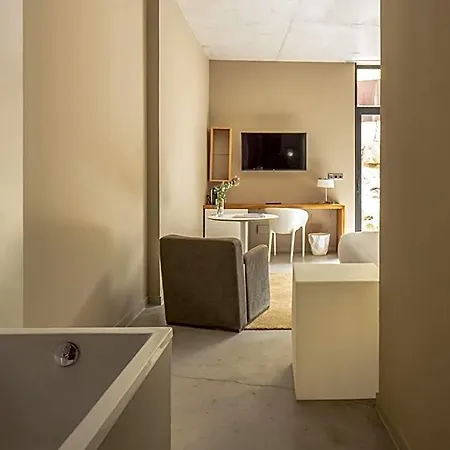 Hotel Viura 4*